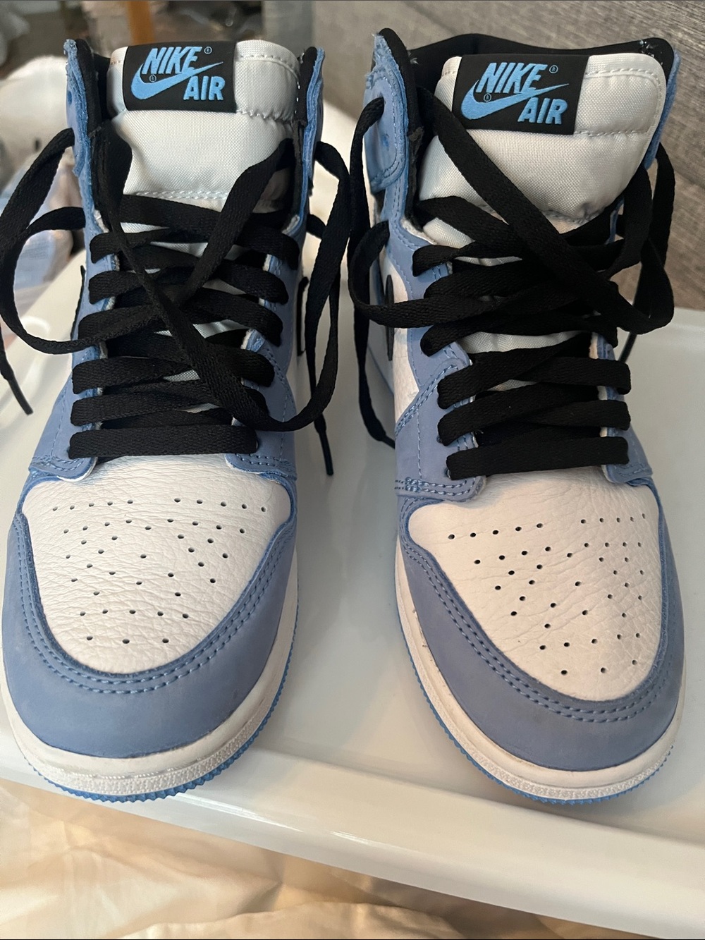 Nike Kids Sneakers in Light Blue, White & Black